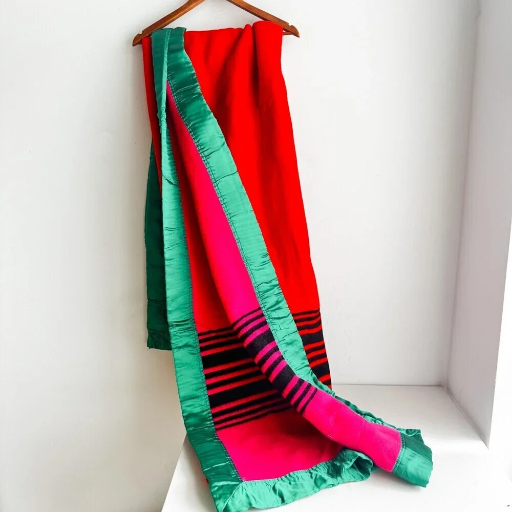 Vintage Swan Wool Neon Pink Orange W Green Satin Trim Blanket